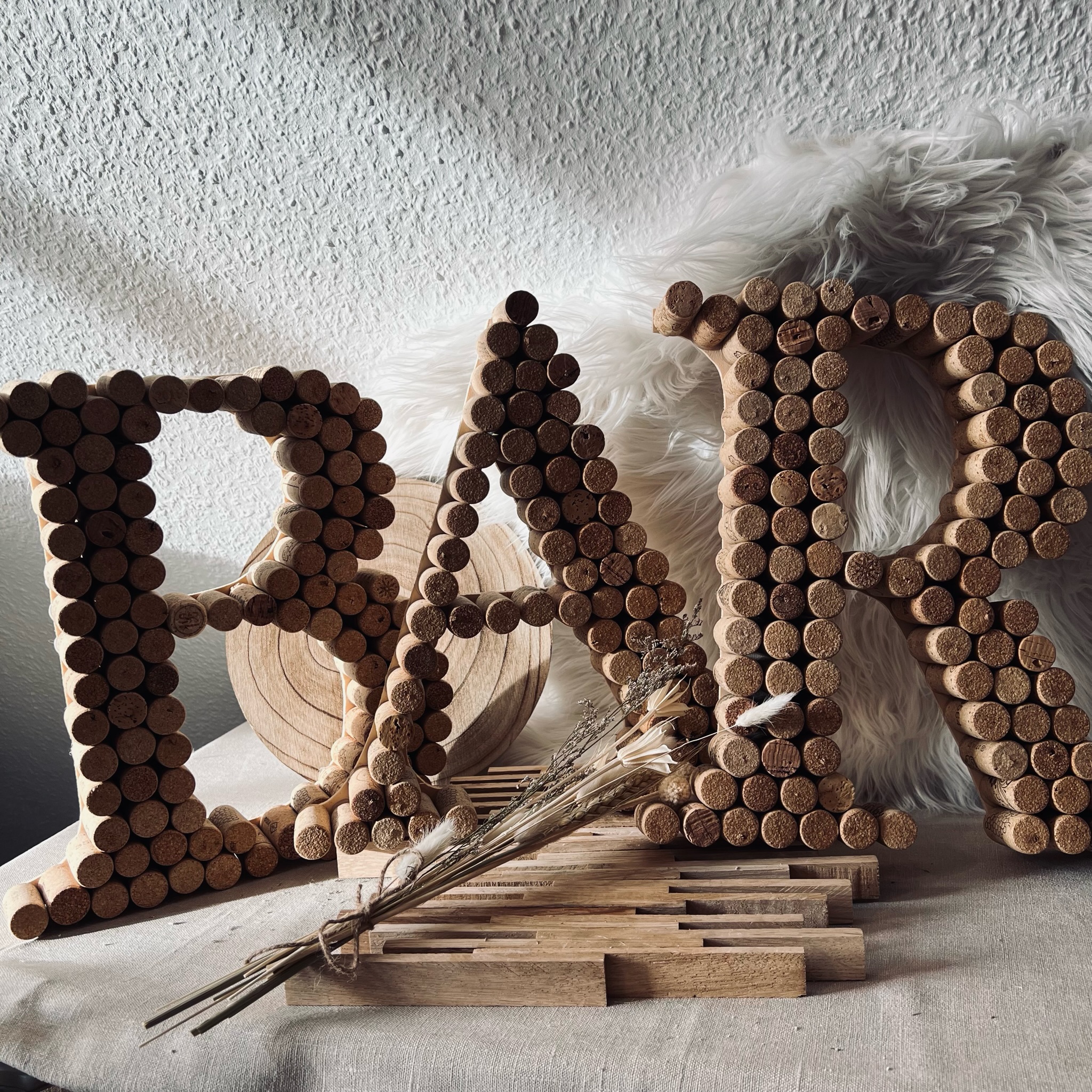 "BAR" aus Kork